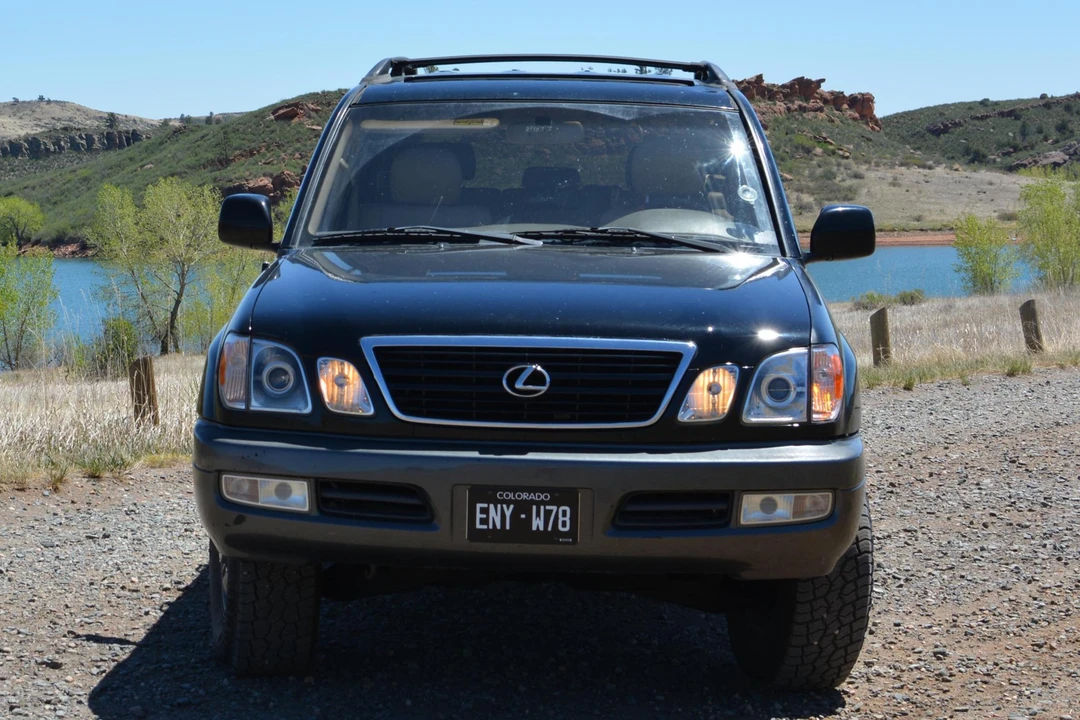 2002 Lexus LX 2nd Gen - Image 2 of 31
