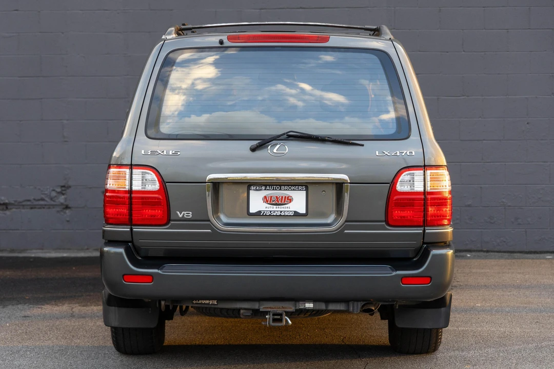 2002 Lexus LX 2nd Gen - Image 5 of 31
