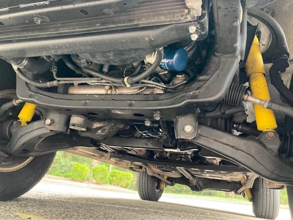 2002 Lexus LX 2nd Gen - Image 11 of 20
