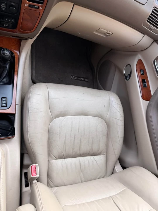 2002 Lexus LX 2nd Gen - Image 9 of 14