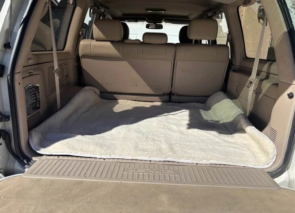 2002 Lexus LX 2nd Gen - Image 2 of 5