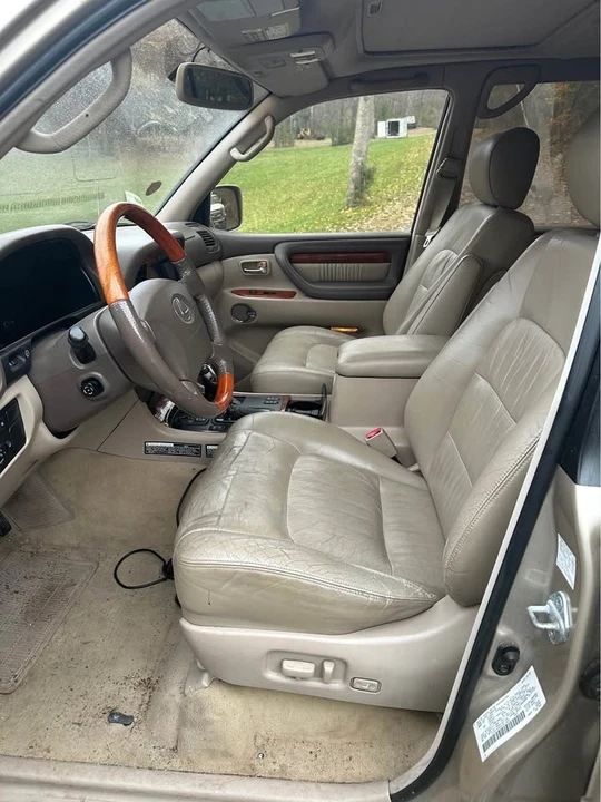 2002 Lexus LX 2nd Gen - Image 5 of 8