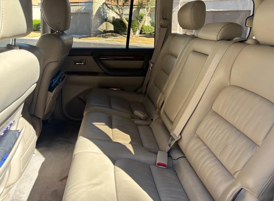 2002 Lexus LX 2nd Gen - Image 3 of 5