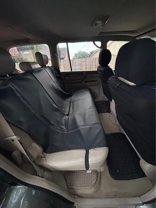 2002 Lexus LX 1st Gen - Image 11 of 13