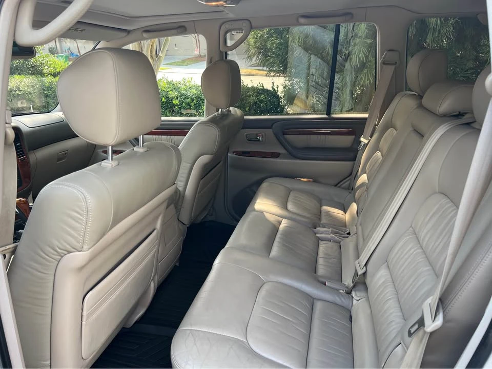 2002 Lexus LX 2nd Gen - Image 6 of 10
