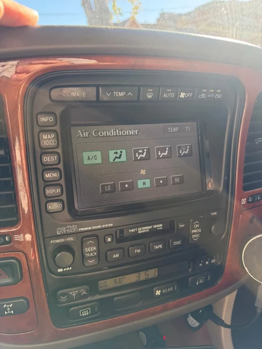 2002 Lexus LX 2nd Gen - Image 5 of 8