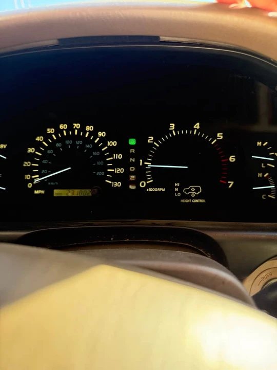 2002 Lexus LX 2nd Gen - Image 7 of 8