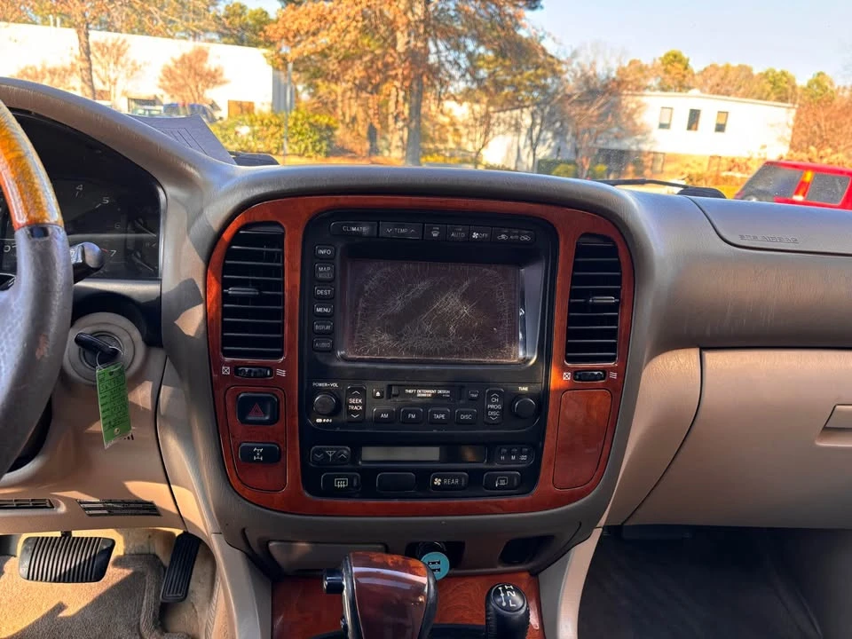 2002 Lexus LX 1st Gen - Image 12 of 16