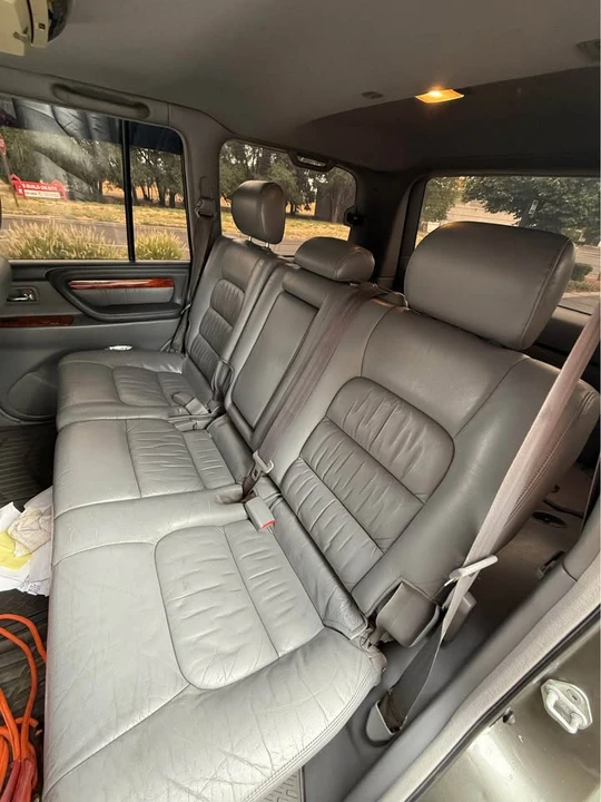 2002 Lexus LX 2nd Gen - Image 6 of 9