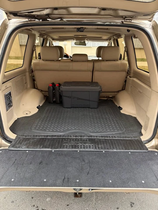 2002 Lexus LX 2nd Gen - Image 5 of 20
