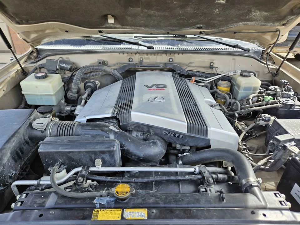 2002 Lexus LX 2nd Gen - Image 7 of 10