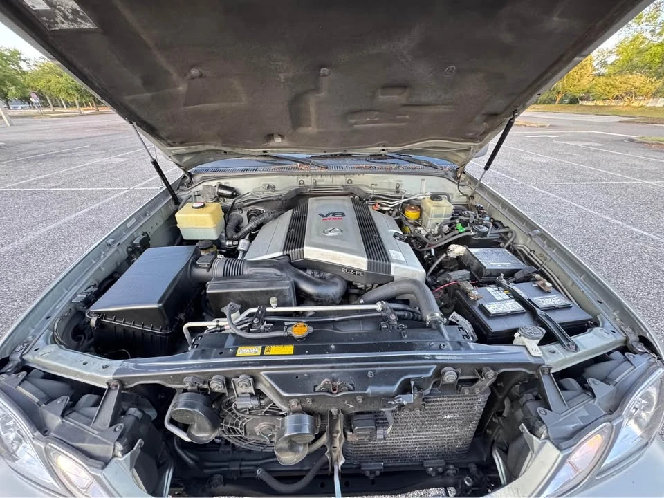 2002 Lexus LX 2nd Gen - Image 18 of 20