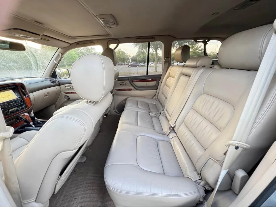 2002 Lexus LX 2nd Gen - Image 12 of 20