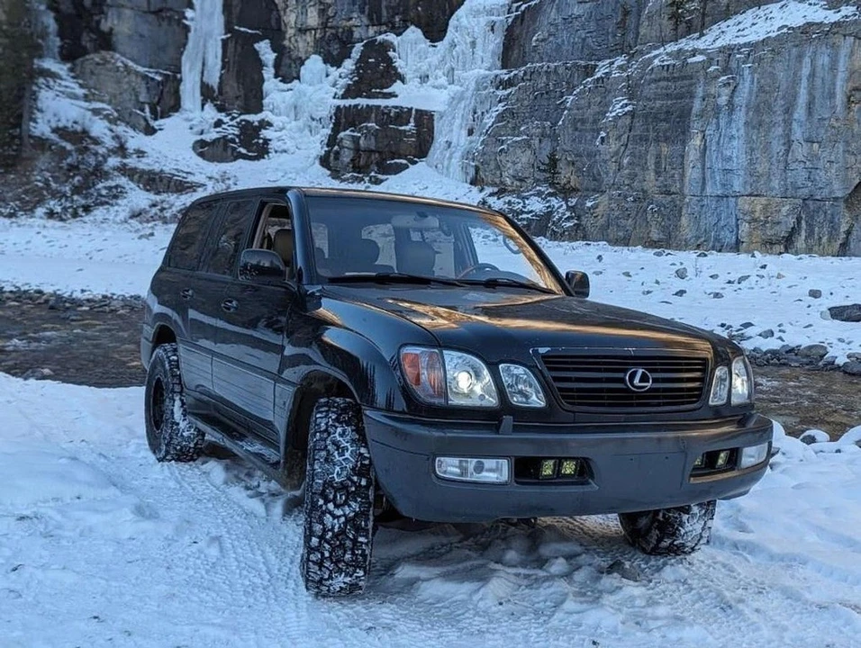 2002 Lexus LX 2nd Gen - Image 4 of 12