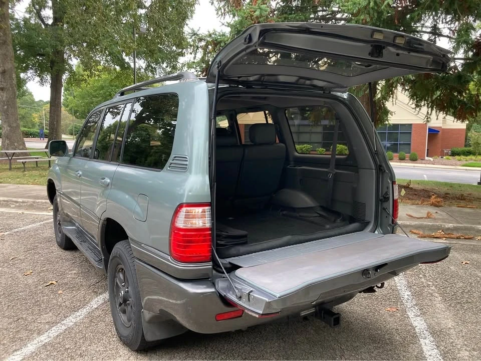 2002 Lexus LX 2nd Gen - Image 7 of 20
