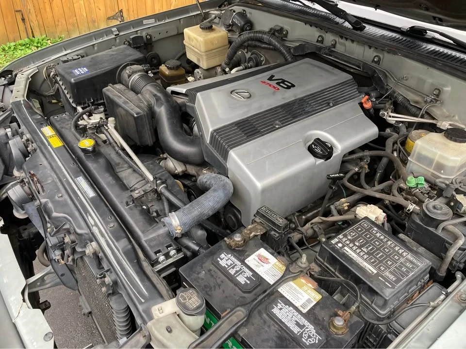 2002 Lexus LX 2nd Gen - Image 14 of 20