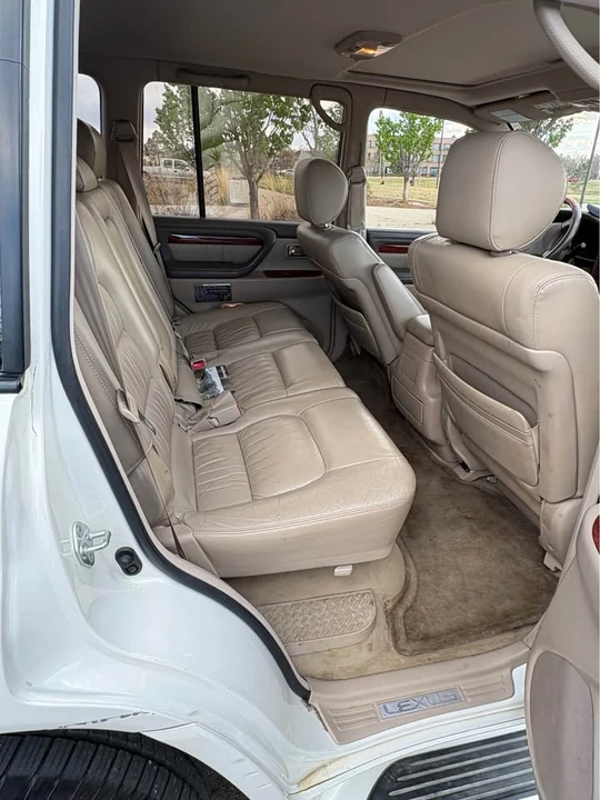 2002 Lexus LX 2nd Gen - Image 8 of 9