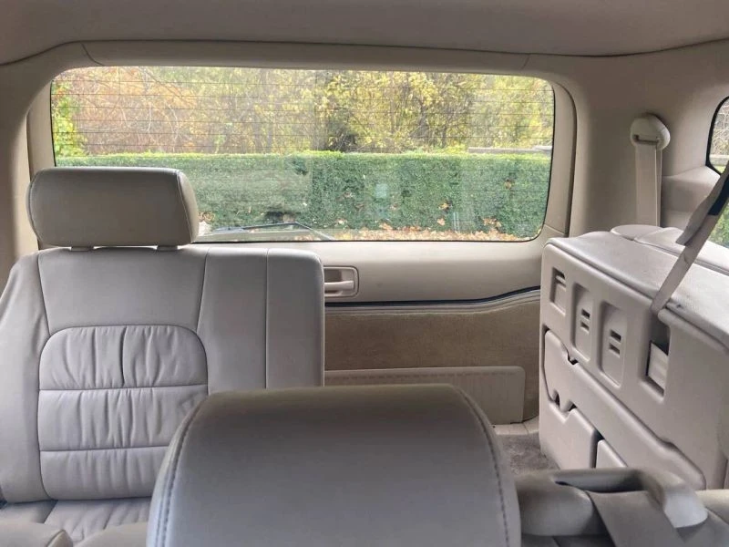 2002 Lexus LX 2nd Gen - Image 12 of 12
