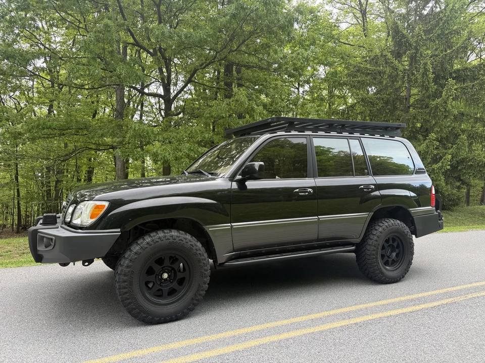 2002 Lexus LX 2nd Gen - Image 3 of 31