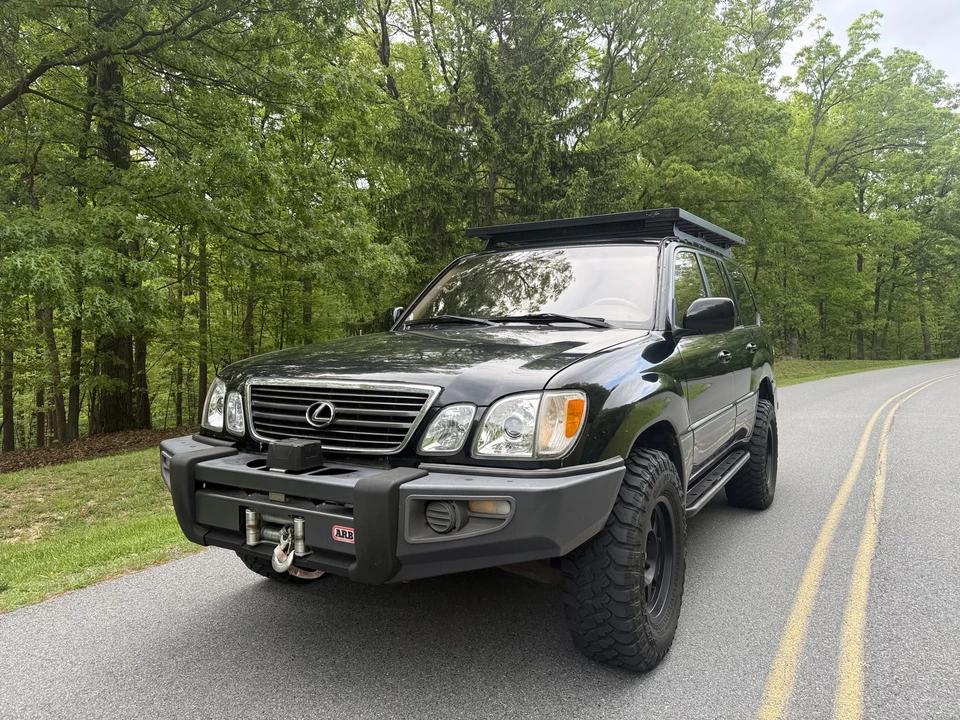 2002 Lexus LX 2nd Gen - Image 7 of 31