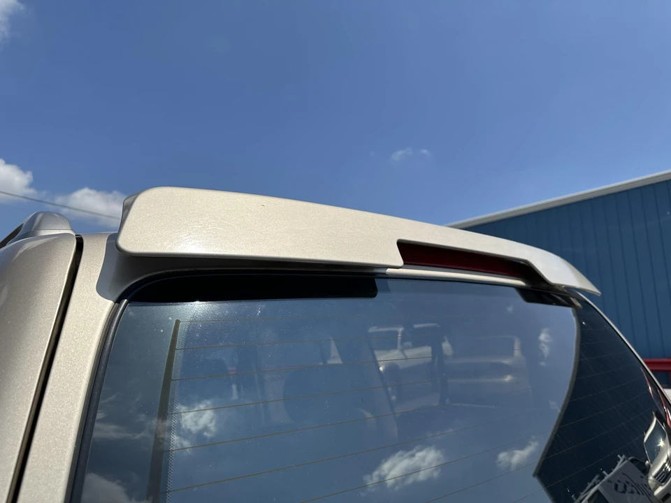 2002 Lexus LX 2nd Gen - Image 24 of 31