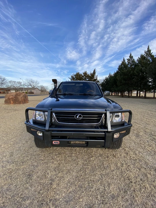 2002 Lexus LX 2nd Gen - Image 4 of 31