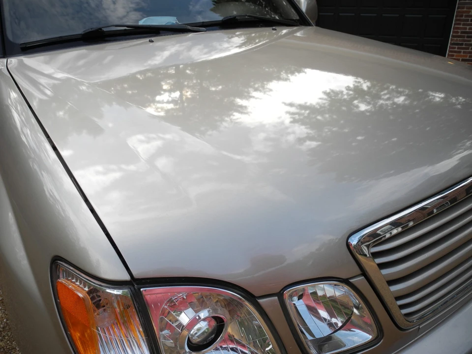 2002 Lexus LX 2nd Gen - Image 12 of 31