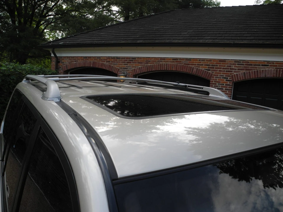 2002 Lexus LX 2nd Gen - Image 21 of 31
