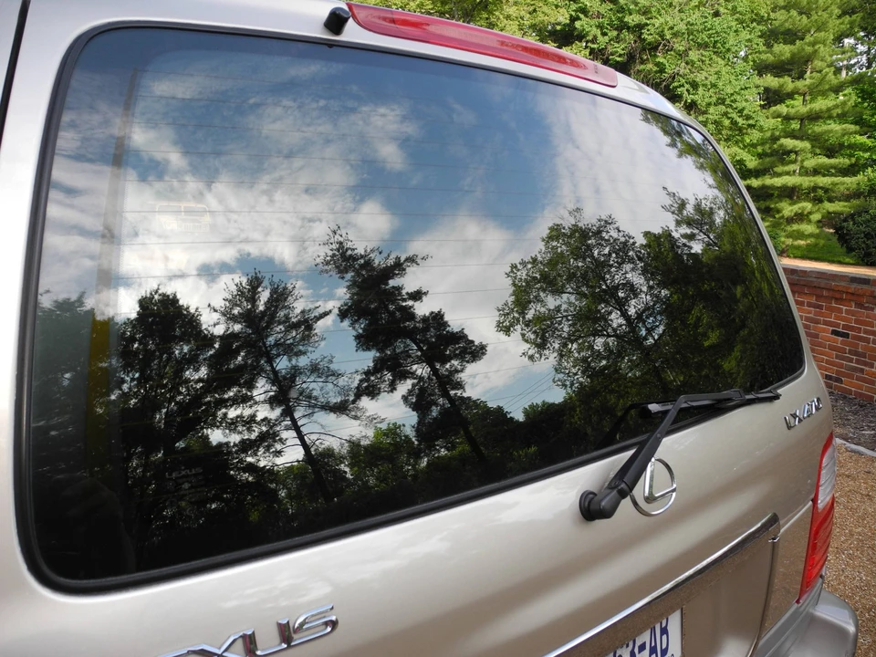 2002 Lexus LX 2nd Gen - Image 31 of 31