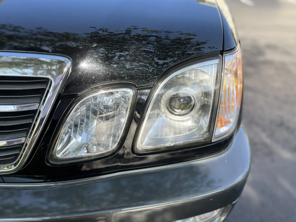 2002 Lexus LX 2nd Gen - Image 15 of 31