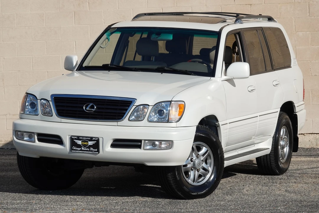 2002 Lexus LX 2nd Gen - Image 6 of 31