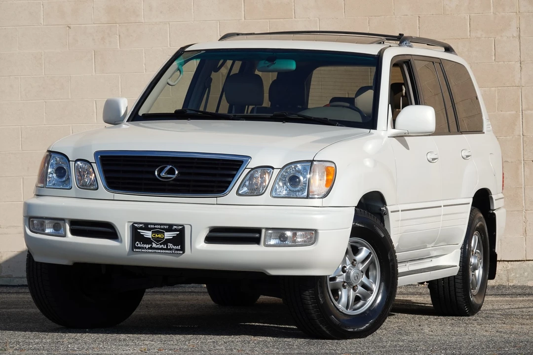 2002 Lexus LX 2nd Gen - Image 7 of 31