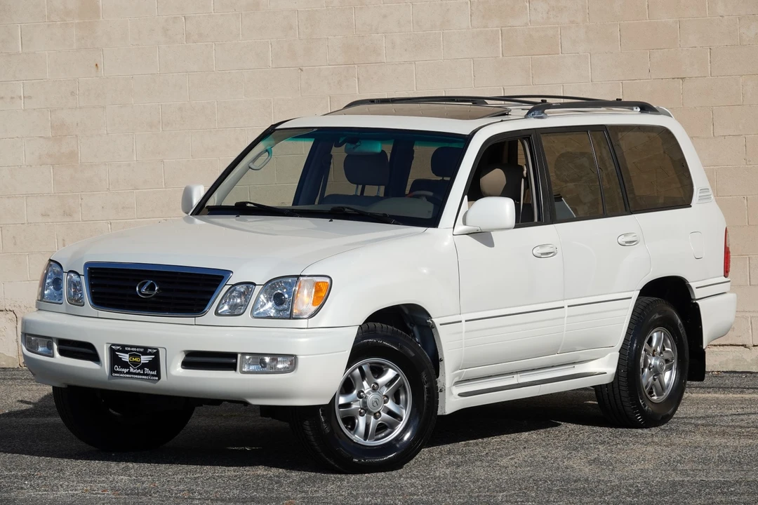 2002 Lexus LX 2nd Gen - Image 2 of 31