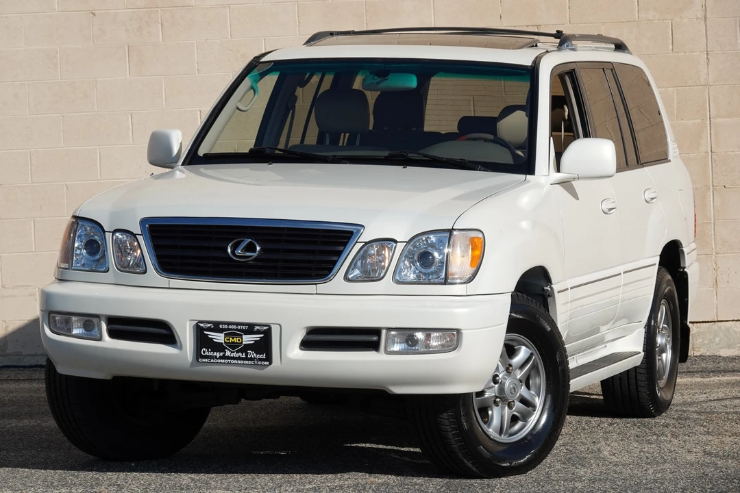 2002 Lexus LX 2nd Gen - Image 8 of 31