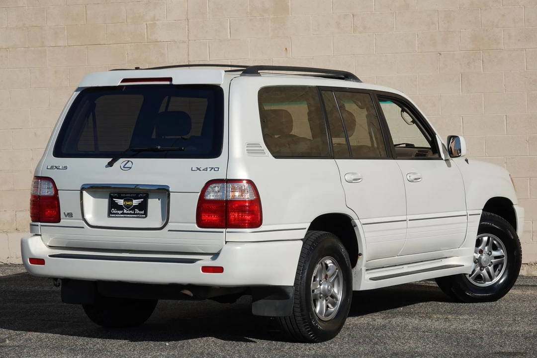 2002 Lexus LX 2nd Gen - Image 20 of 31