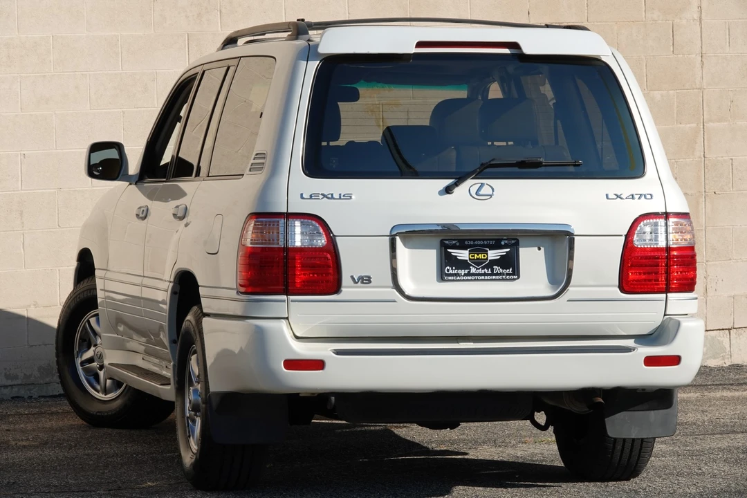 2002 Lexus LX 2nd Gen - Image 24 of 31