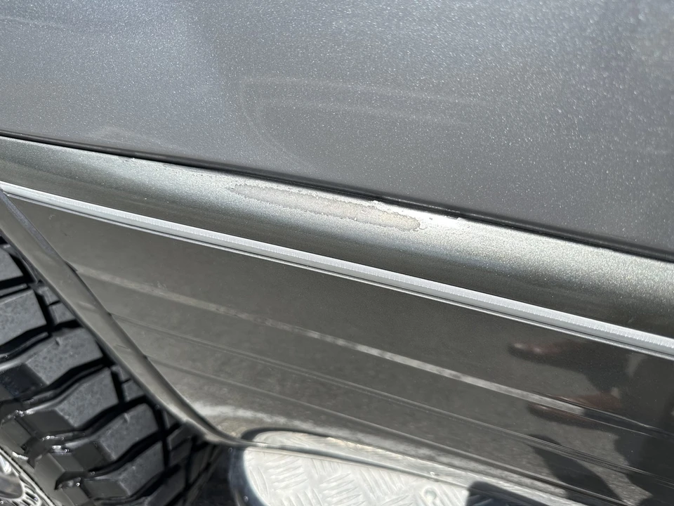 2002 Lexus LX 2nd Gen - Image 14 of 31