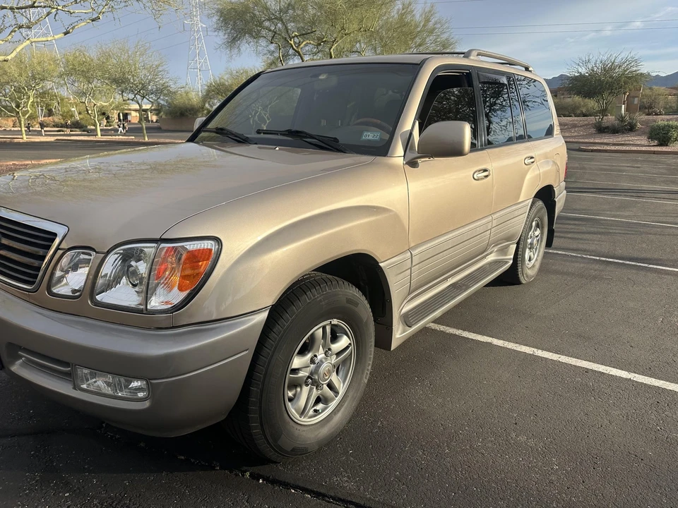 2002 Lexus LX 2nd Gen - Image 31 of 31