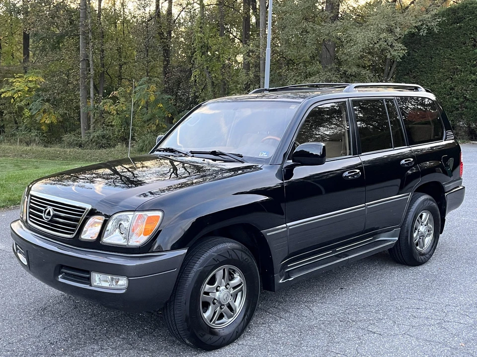 2002 Lexus LX 2nd Gen - Image 30 of 31