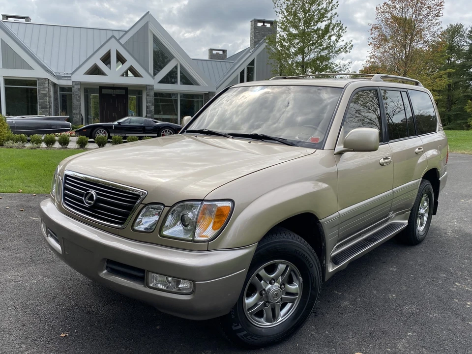 2002 Lexus LX 2nd Gen - Image 7 of 31
