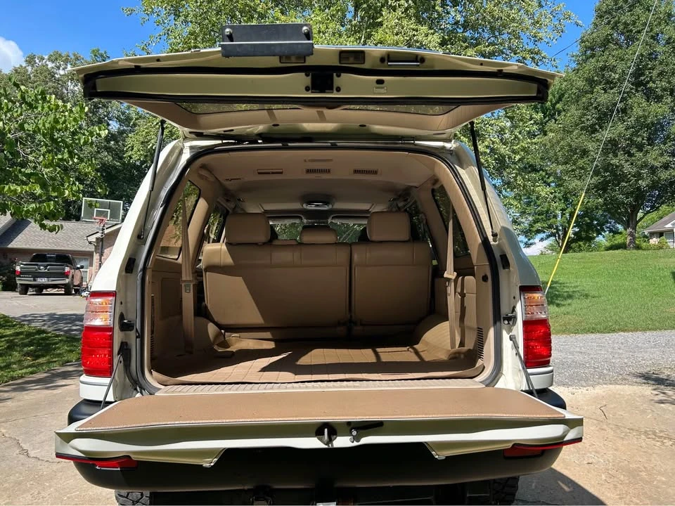 2002 Lexus LX 2nd Gen - Image 3 of 14