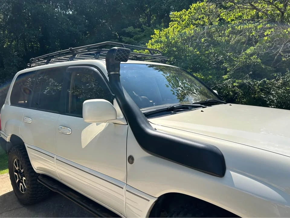2002 Lexus LX 2nd Gen - Image 14 of 14