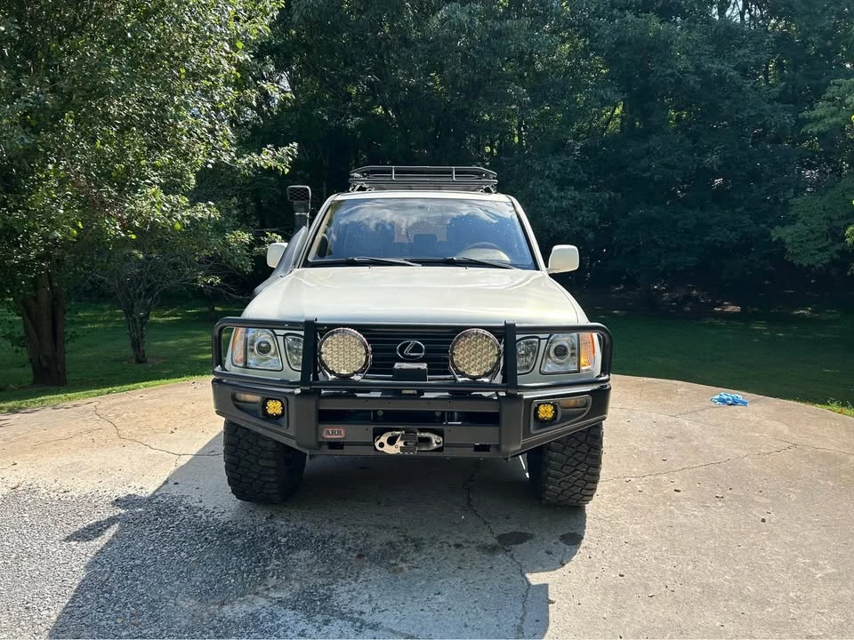 2002 Lexus LX 2nd Gen - Image 11 of 14