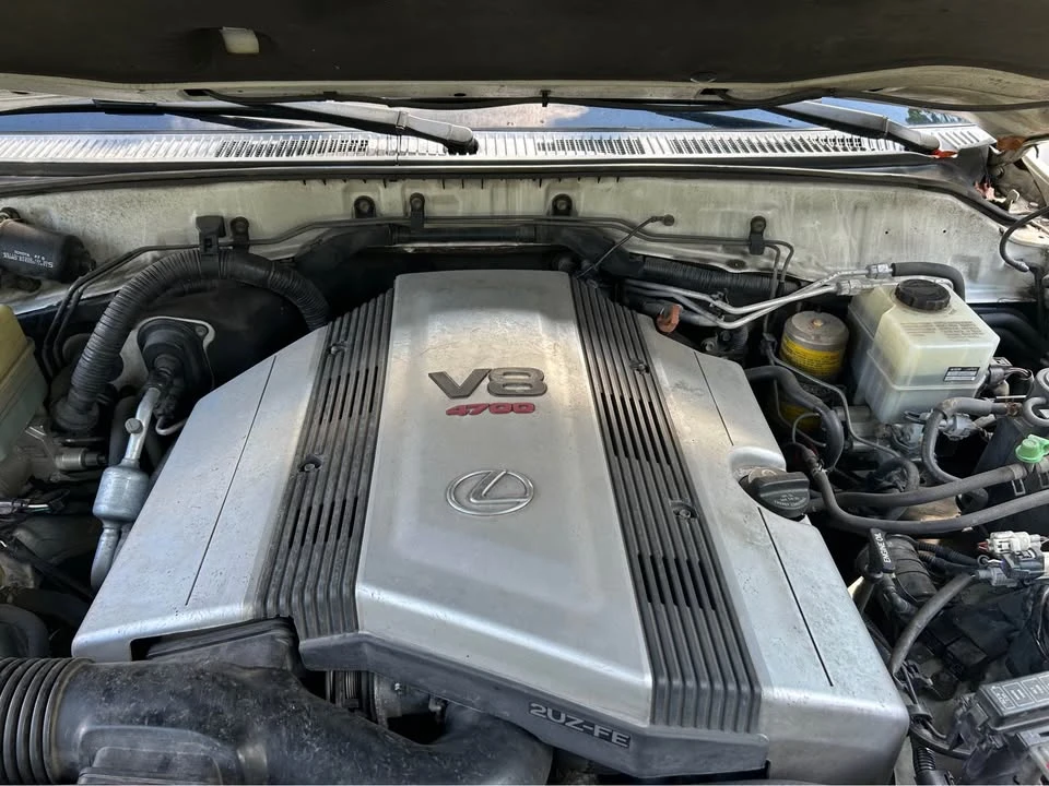 2002 Lexus LX 2nd Gen - Image 12 of 14