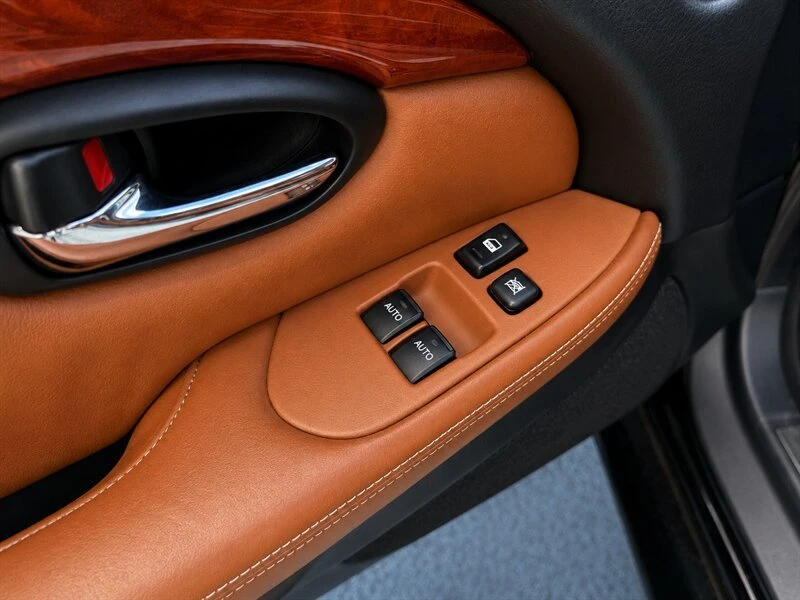 2002 Lexus SC430 - Image 16 of 20