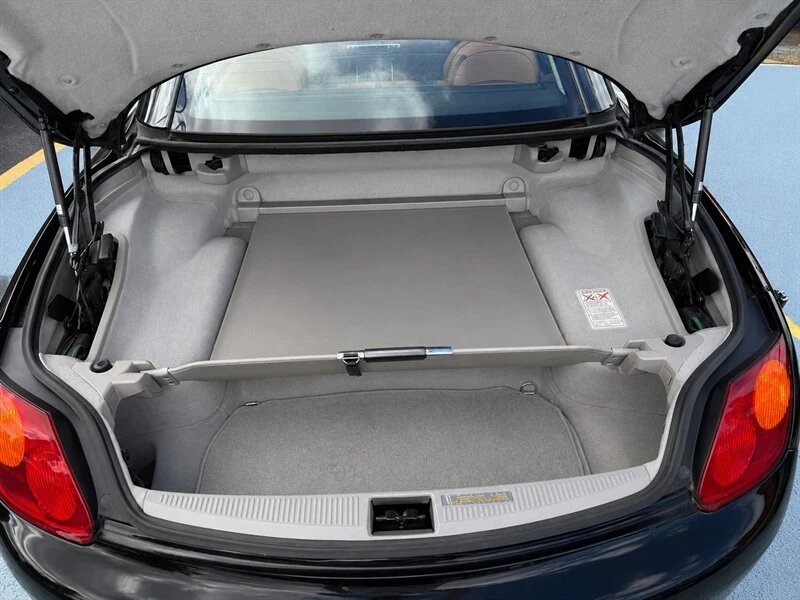 2002 Lexus SC430 - Image 11 of 20