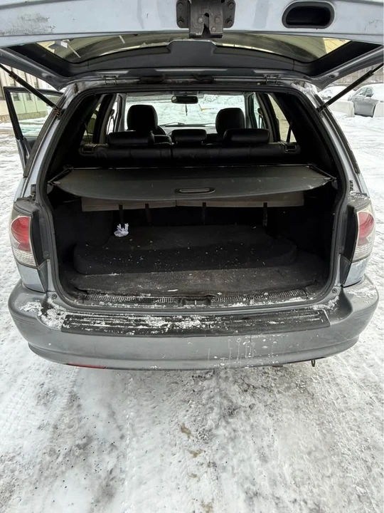 2002 Lexus RX 1st Gen - Image 11 of 11