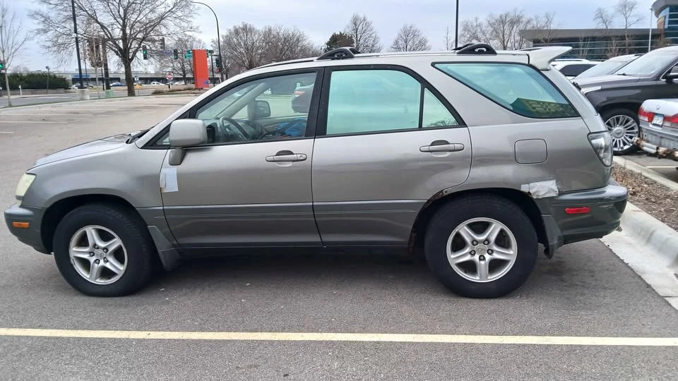 2002 Lexus RX 1st Gen - Image 4 of 4