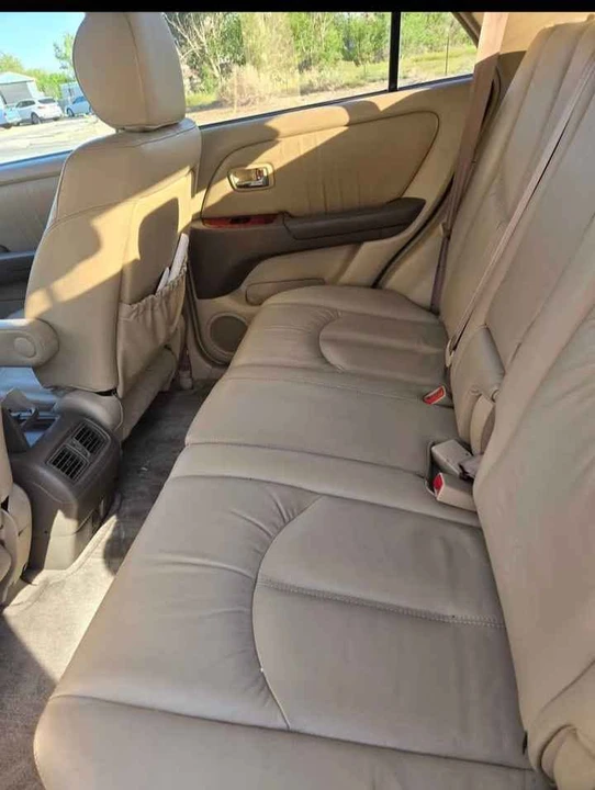 2002 Lexus RX 1st Gen - Image 7 of 9
