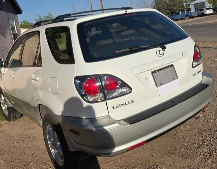 2002 Lexus RX 1st Gen - Image 3 of 9